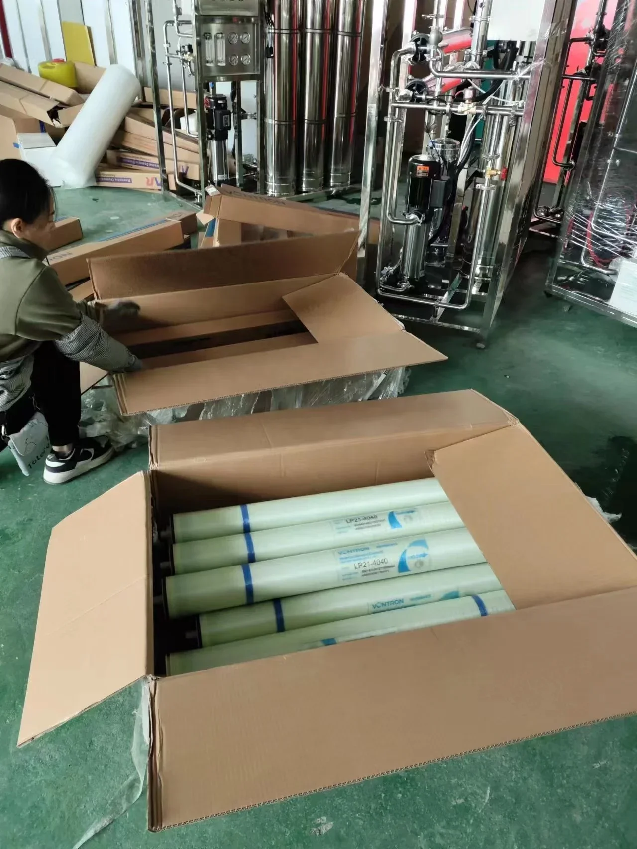 SW2540 Seawater  RO Reverse Osmosis Membrane 1000psi Sea Water Membrane Ro Membrane 4040 8040 Reverse Osmosis Ro Machine - Image 4