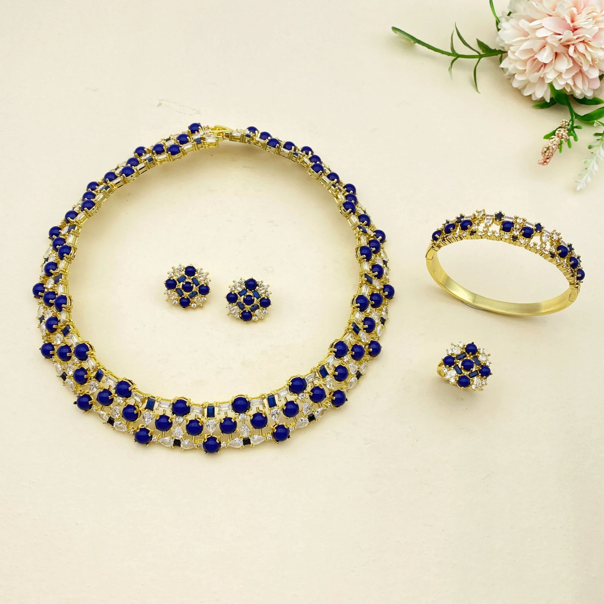 

Flora Gold Plated Zircon 4Pc Women's Jewelry Set Necklace Earrings Bracelet Ring for Dubai Wedding Accessory