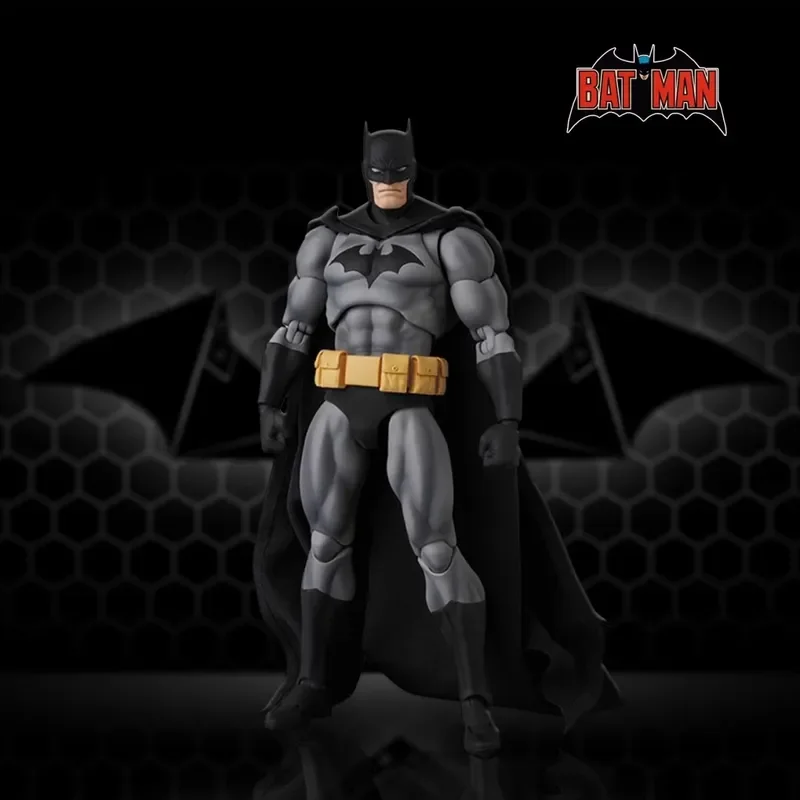 

2025 New CT Toy Batman Doll Batman Mafex126 Action Character Statue Model Fashion toy Desktop Decoration Customized Holiday Gift