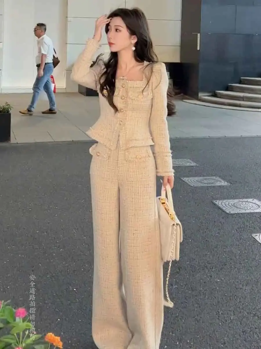 

Fashion and Temperament Square Neck Solid Color Long Sleeved Coat Autumn Commuter Office Leisure Comfort Set 2025 Winter Women's