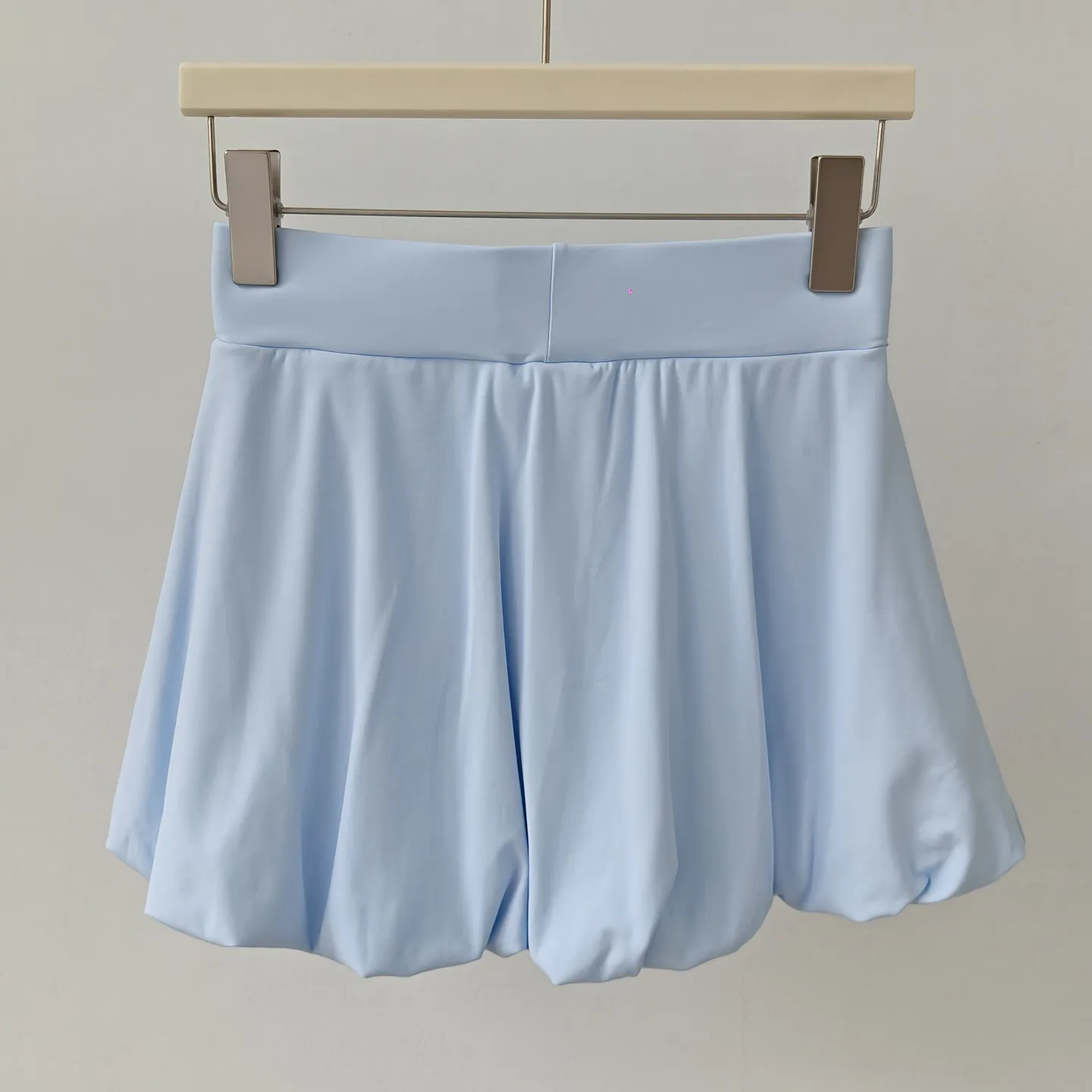 Sommer-Yoga-Bekleidung für Damen: Anti-Exposure-Kurzrock mit Schrittabdeckung, schlankmachender Tutu-Tennisrock für Sport und Fitness – Detail 4