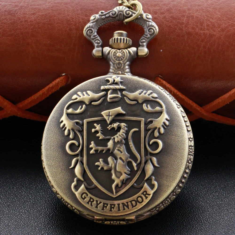

New Unique College Badge Pocket Watch Necklace Fob Chain Steampunk Clock Quartz Vintage Pocket Watch Gift for Men and Women