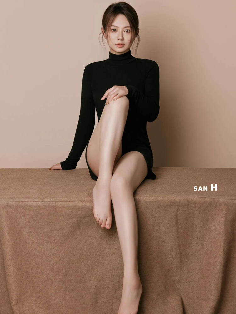 

High-End Black Minimalist Knitted Onesie Photography Studio Portrait Art Photo Shooting Clothing Female Model Stage Costume