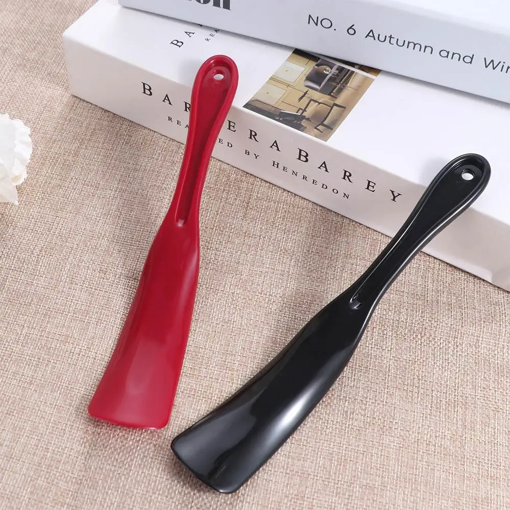 رافع الأحذية 19 سم على شكل ملعقة لبيسة الحذاء المرنة والمتينة من البلاستيك لبيسة الحذاء الاحترافية كسول #4