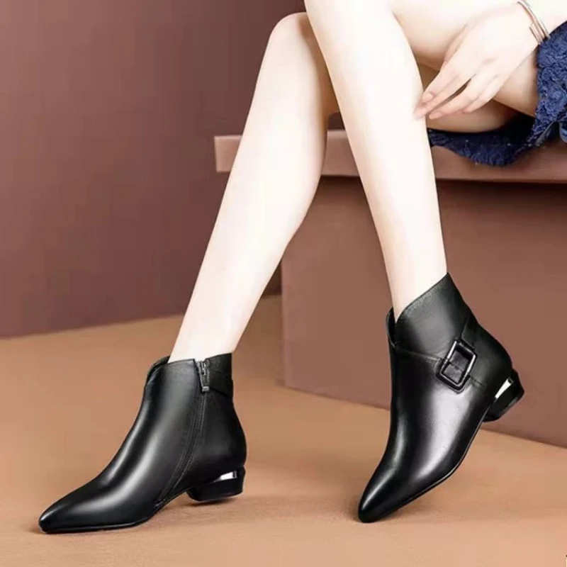 

Fashion Women Ankle Boots Winter PU Side Zip Pointed Toe Square Heel Short Heel 3-5cm Rubber Sole Comfort Boots