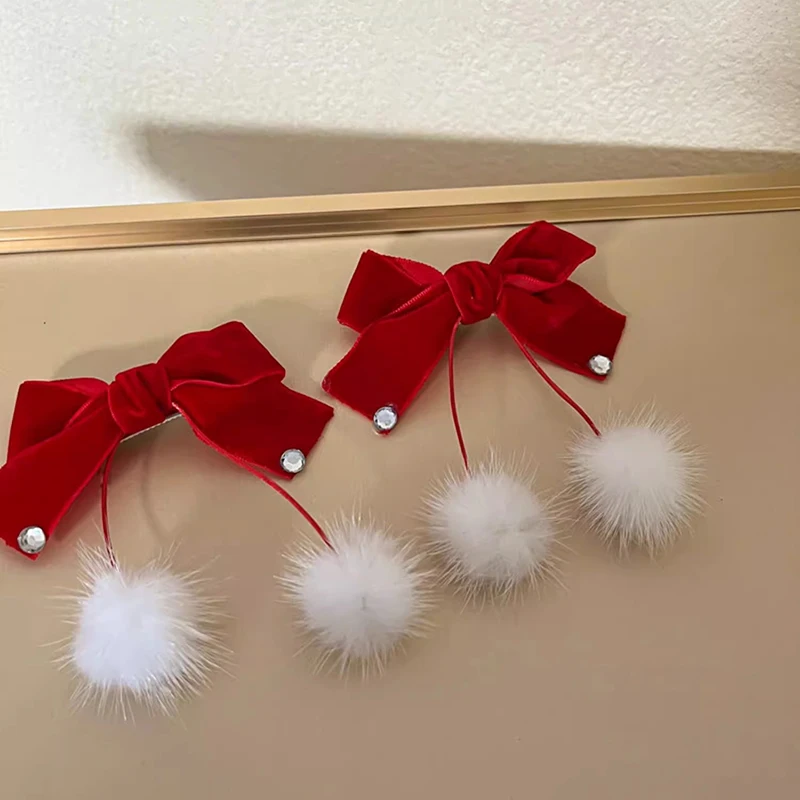 Рисунок 3 - Красные бархатные заколки для волос