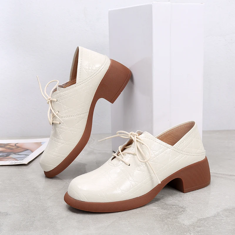 Large Size White Leather Shoes Work Shoes Women\'s Deep Black Single Shoe with Thick Heels Soft Soles Cowhide Patent Leather