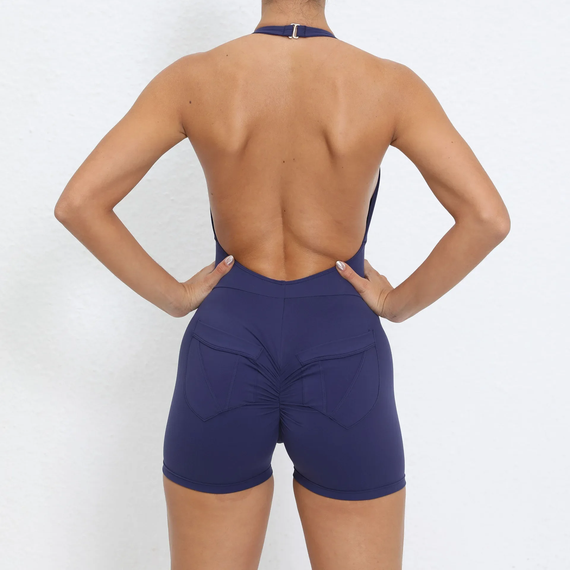 Seamless Yoga Jumpsuits Sports Fitness Hip-lifting Halter Pocket Nude Beauty Back Backless Tight Shorts Tracksuits for Women