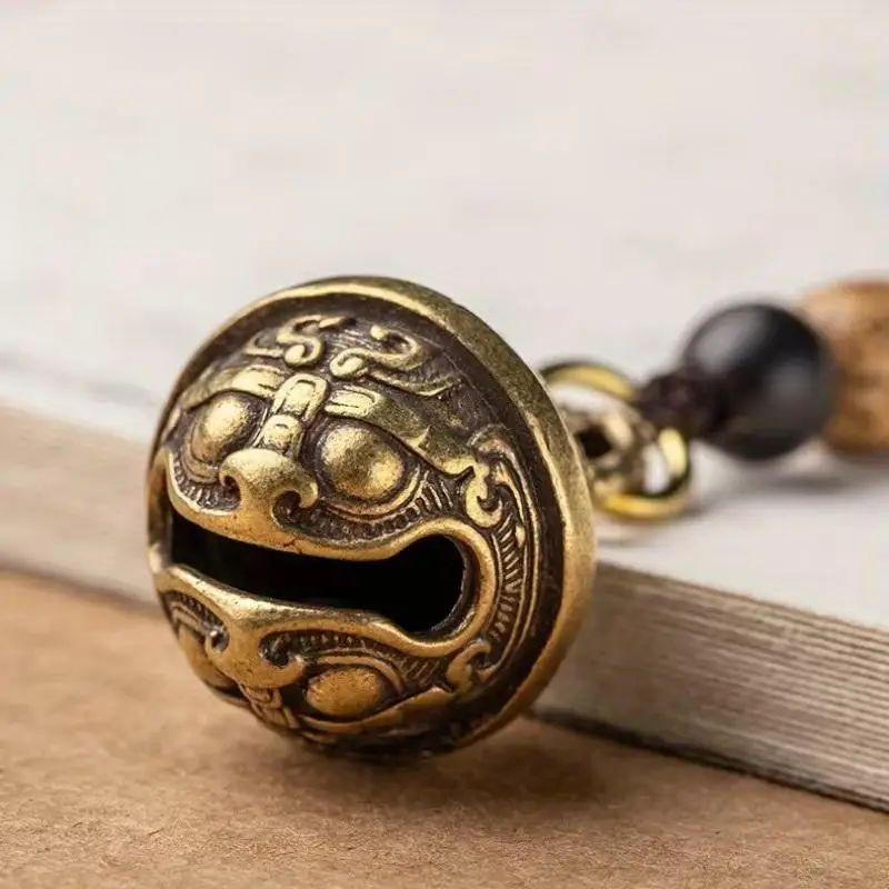 Retro Alloy Bell Car Keychain Pendant, Gluttonous Wind Chime Handmade Key Ring, Creative Small Gift For Men And Women