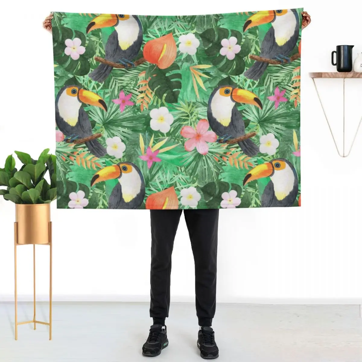 Tropical tucan pattern Throw Blanket Comforter Decorative Sofas Soft Plush Plaid Soft Bed Fashionable christmas gifts Blankets