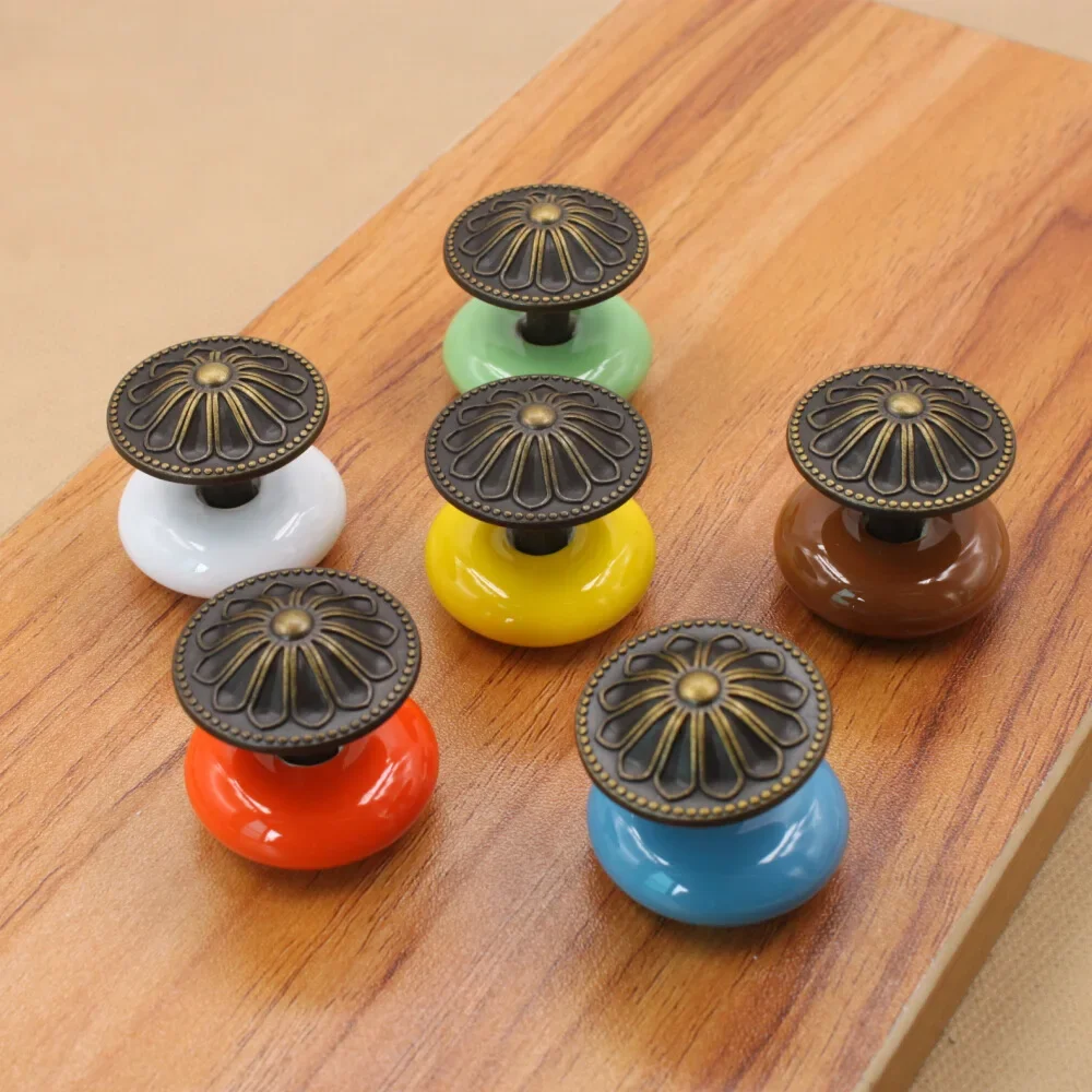 Ceramic handle European cabinet drawer single hole round antique copper handle new color pastoral style