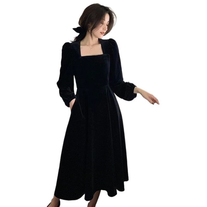 Korean velvet Dresses Autumn 2024 French Vintage Hepburn Style Square Neck Black Dress Winter velour korean plus size dresses