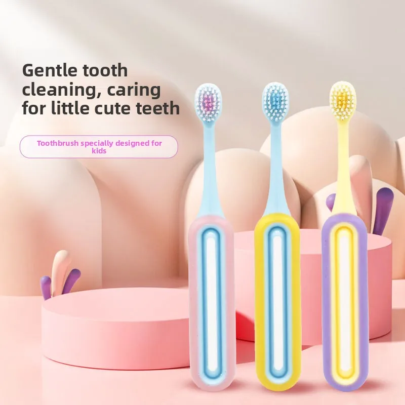 

Детские зубные щетки с мягкой щетиной: маленькая головка, силиконовая текстурированная ручка, мягкая щетина, 2 упаковки для ежедневной замены.