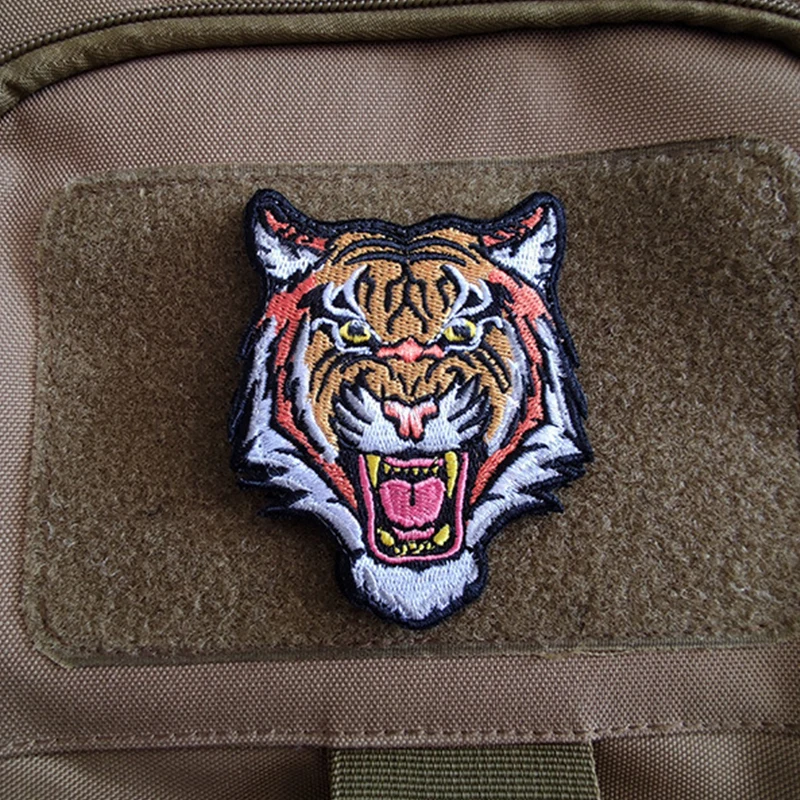 Parche de tela bordado de lobo, tigre, oso, zorro, perro, mono, gancho de bucle, mochila, insignia de moral táctica, aplique para chaqueta, Jeans,