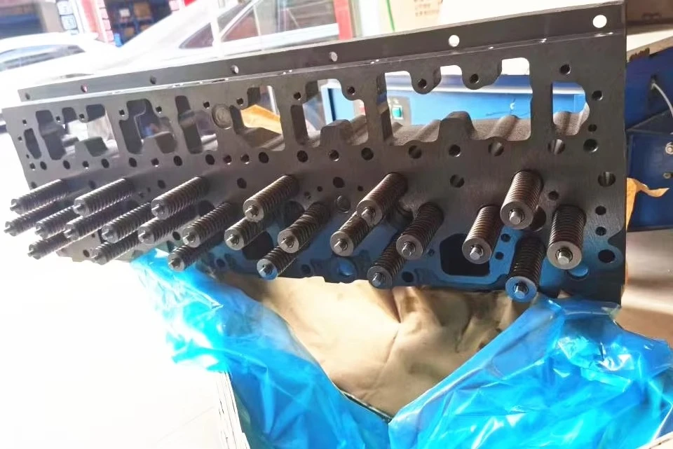 

4004086 M11 ISM I QSM Головка блока цилиндров 3417629 3103608 2864028 2864025 4083406 4952453 4952829