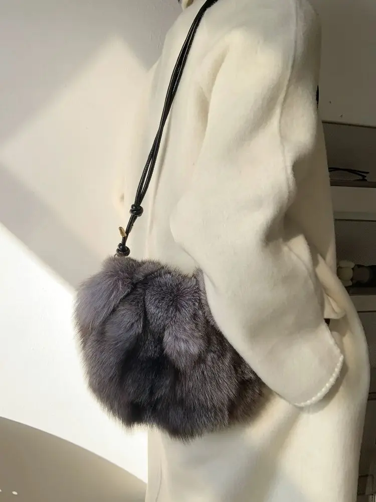 Imported Fox Hair Blue Fox Natural Small Square Bag Silver Fox Hair Bag Women\'s High Extreme True Fur Grass Oblique Straddle Sho