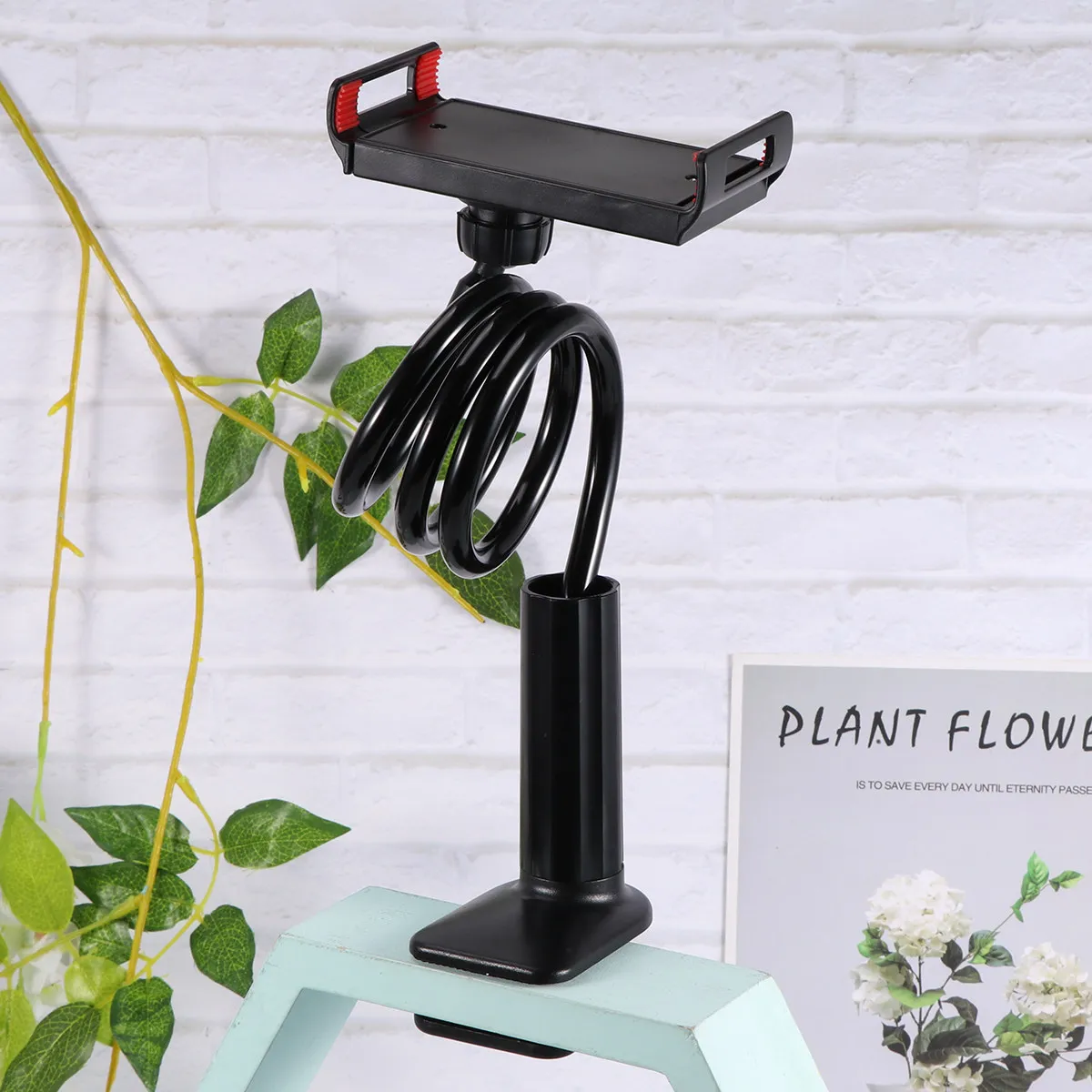 

Universal 360 Degree Rotating Mobile Phone Stand Flexible Bendable Bar Desktop Pc Holder for Bedroom Kitchen Gym Office Use