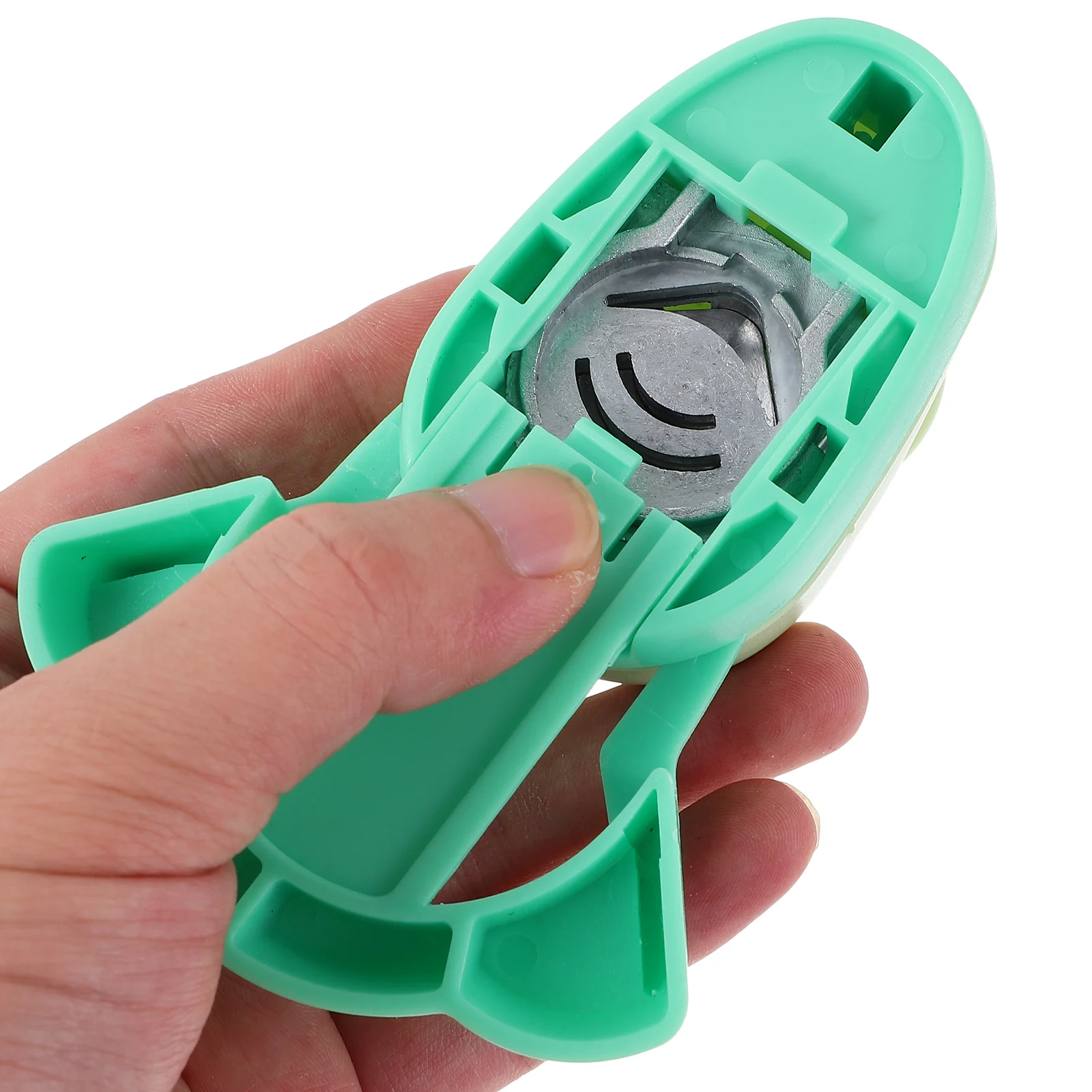 

Hollow Angle Reusable Paper Puncher Craft Projects DIY Tool Portable Hole Punch Random Color Round Edge