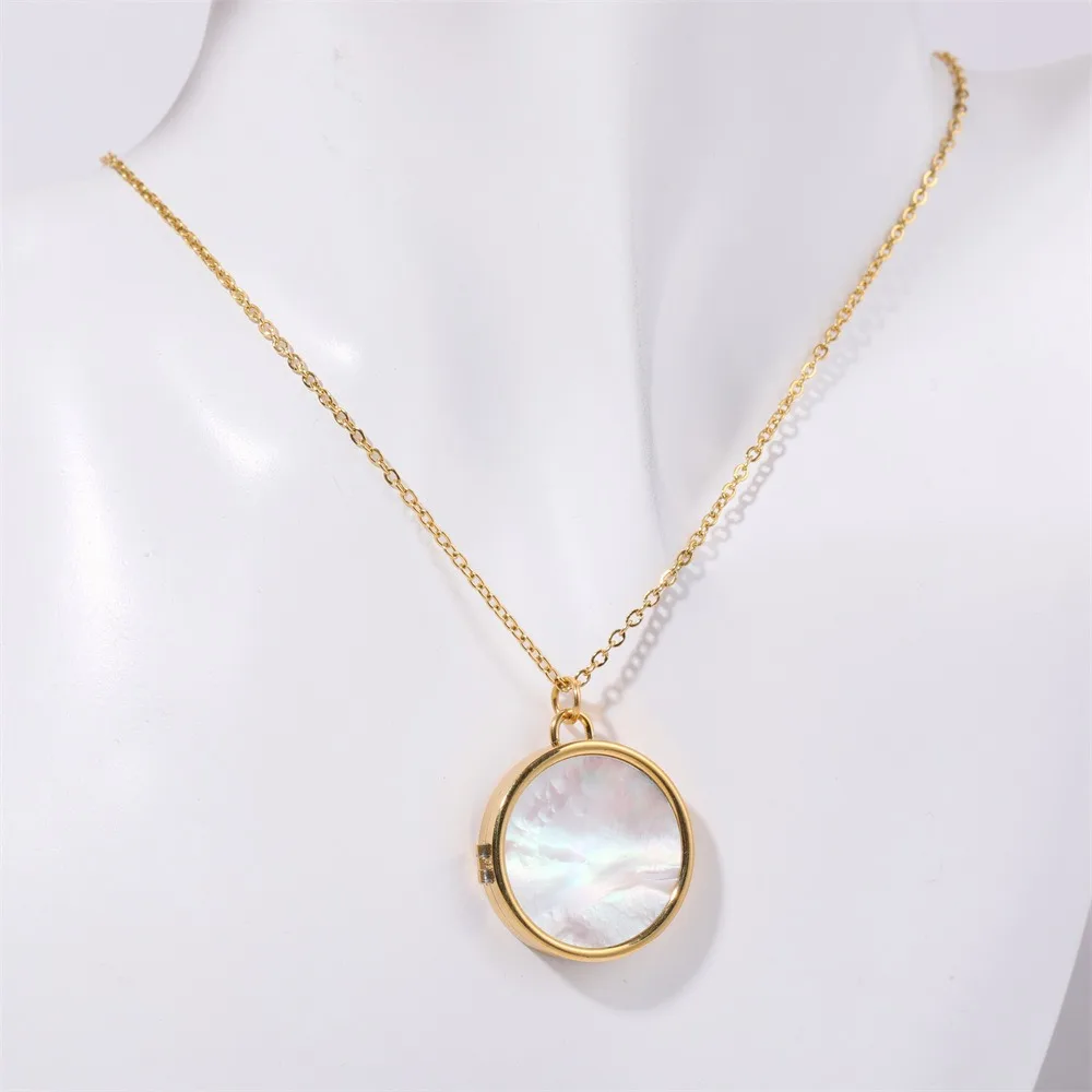 Elegante Collar Magnético con Álbum de Fotos DIY de Acero Inoxidable, Joyería Conmemorativa, Accesorios para el Cuello, Exquisito Collar Portafotos para Parejas