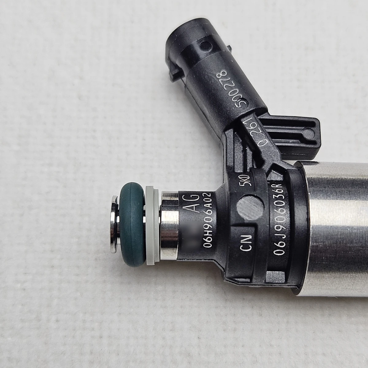 New ORIGINAL 06H906036G Fuel Injector Nozzle 06H906036E For Volkswagen BEETLE CC EOS PASSAT TIGUAN JETTA2.0T Audi A4 A6 Q5 A5