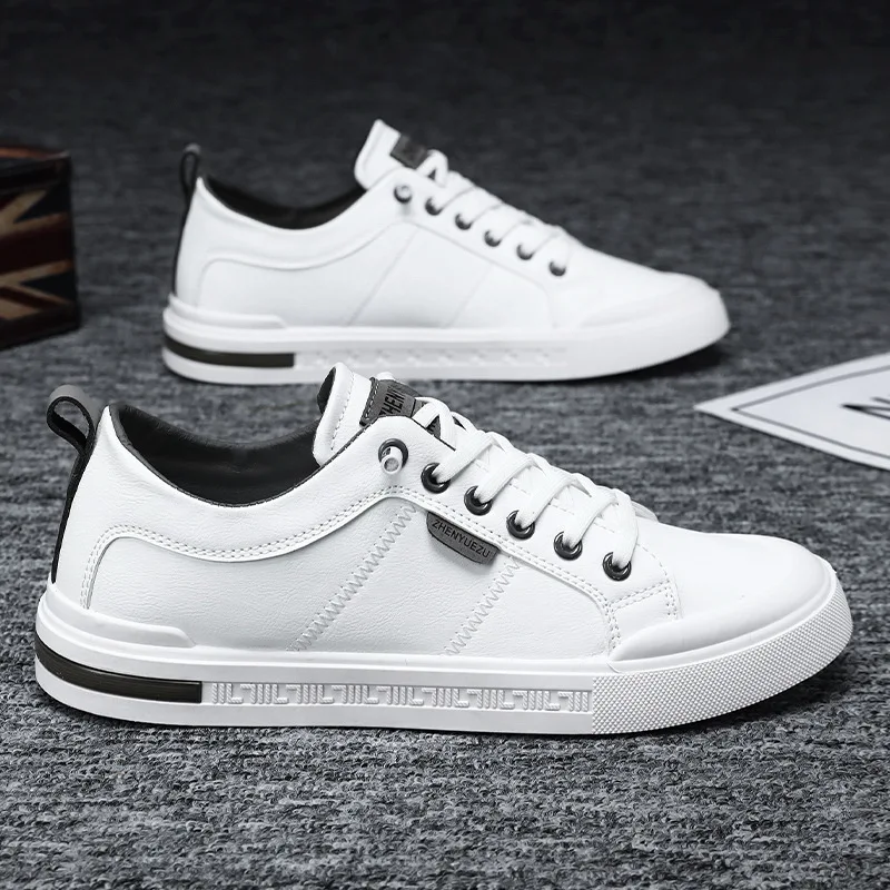 Fashion Men's Black Leather Sneakers Retro Lace-Up Thick Sole Comfortable Casual Walking Footwear