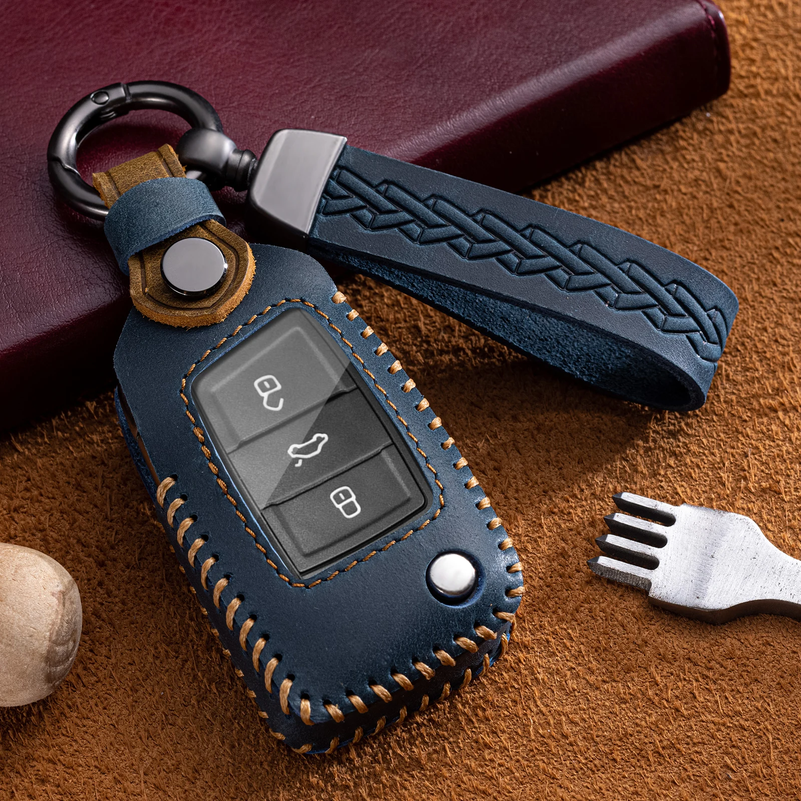 Leather Car Folding Key Case Cover for VW Volkswagen Golf 7 MK7 Tiguan MK2 For SEAT Ateca Leon FR 2 Ibiza For Skoda Octavia A7