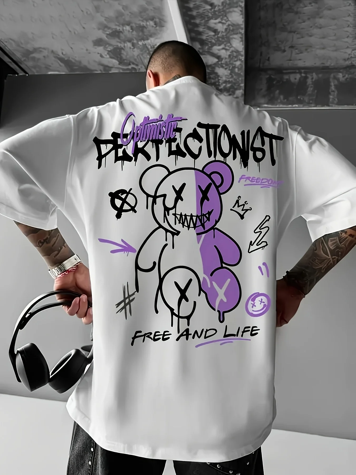 Perfectionist graffiti bear print 100% cotton mens t shirt for summer streetwear and casual everyday urban style