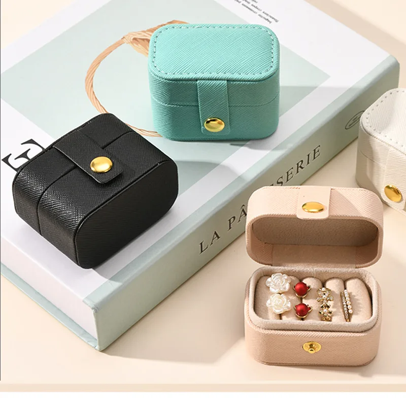 Portable Jewelry Box PU Mini Ring Box Earpiece Storage Jewelry Box Button Flip Cover Jewelry Storage Box
