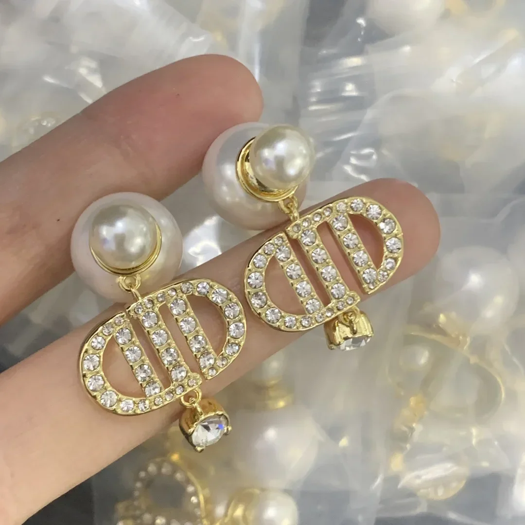 

2025 Boutique 925 Sterling Silver Exquisite Popular Luxury Daily Gatherings, Multi Occasion Charm Women's Earrings Free Shipping