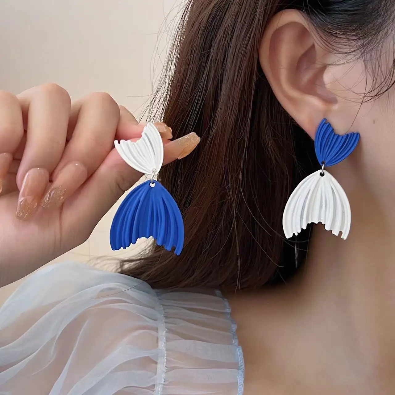 مبالغ فيها شخصية معدنية غير المتماثلة ذيل السمكة وأقراط للنساء الإبداعية لطيف الحيوان القرط حفلة سحر المجوهرات هدية