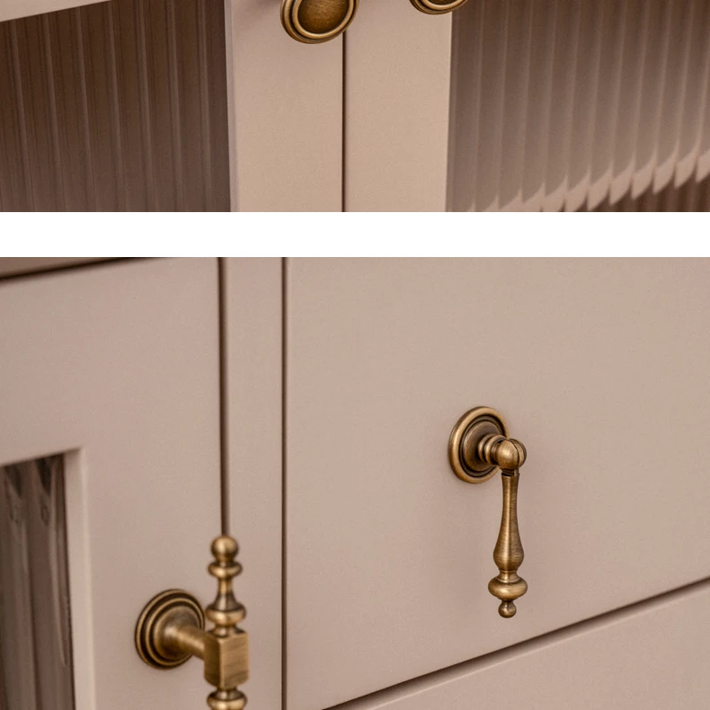 Brushed antique brass furniture handle 10