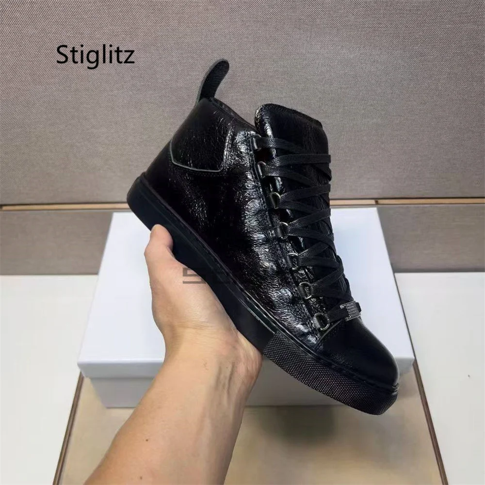 Men's High-Top Leather Casual Shoes Flats Sneakers Genuine Leather Lace-Up Sports Shoes Outdoor Fashion Versatile Casual Shoes
