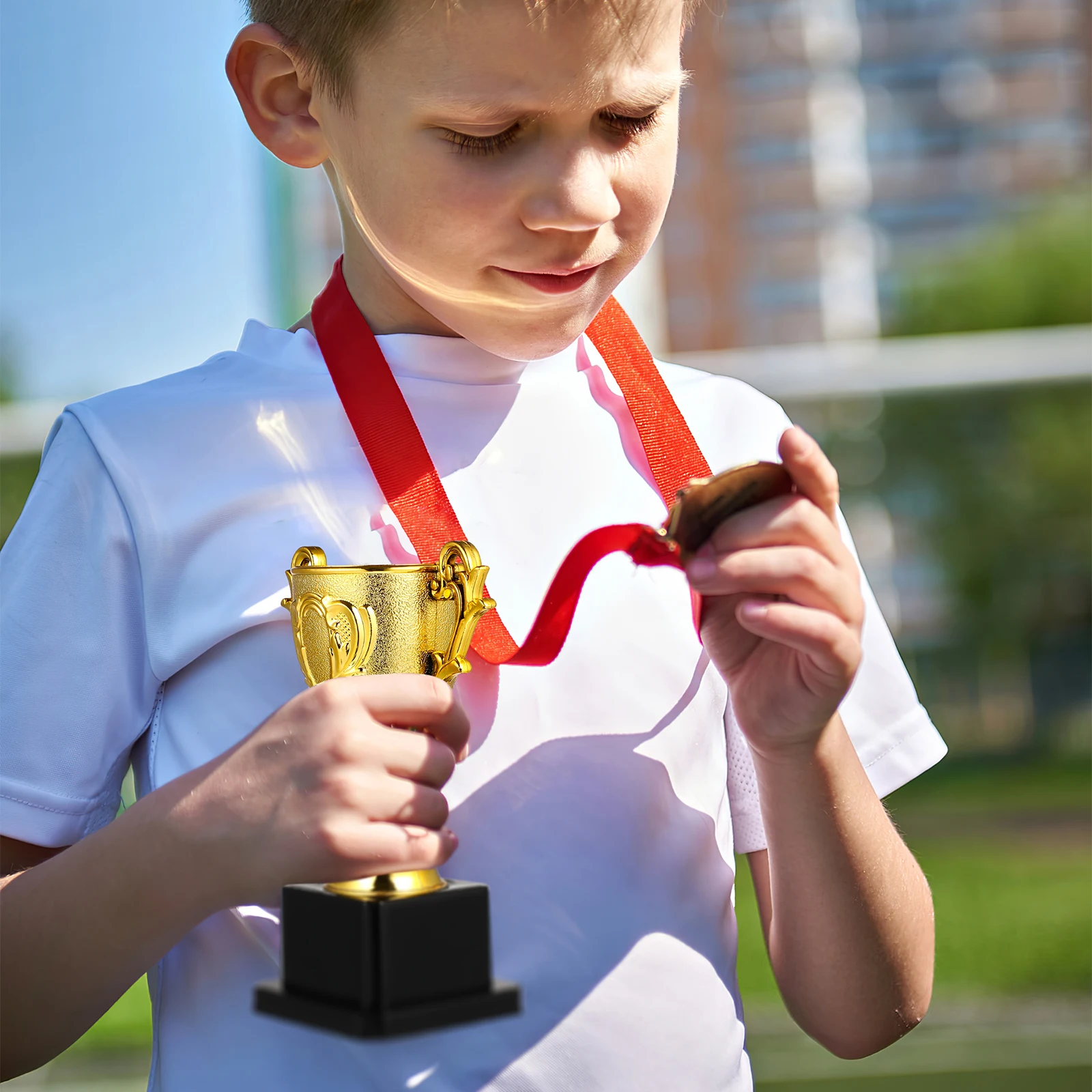 

Plastic Trophy for Kids Children Sports Day School Matches Winner Trophies Reward Supplies Kindergarten Competition Gymnastics