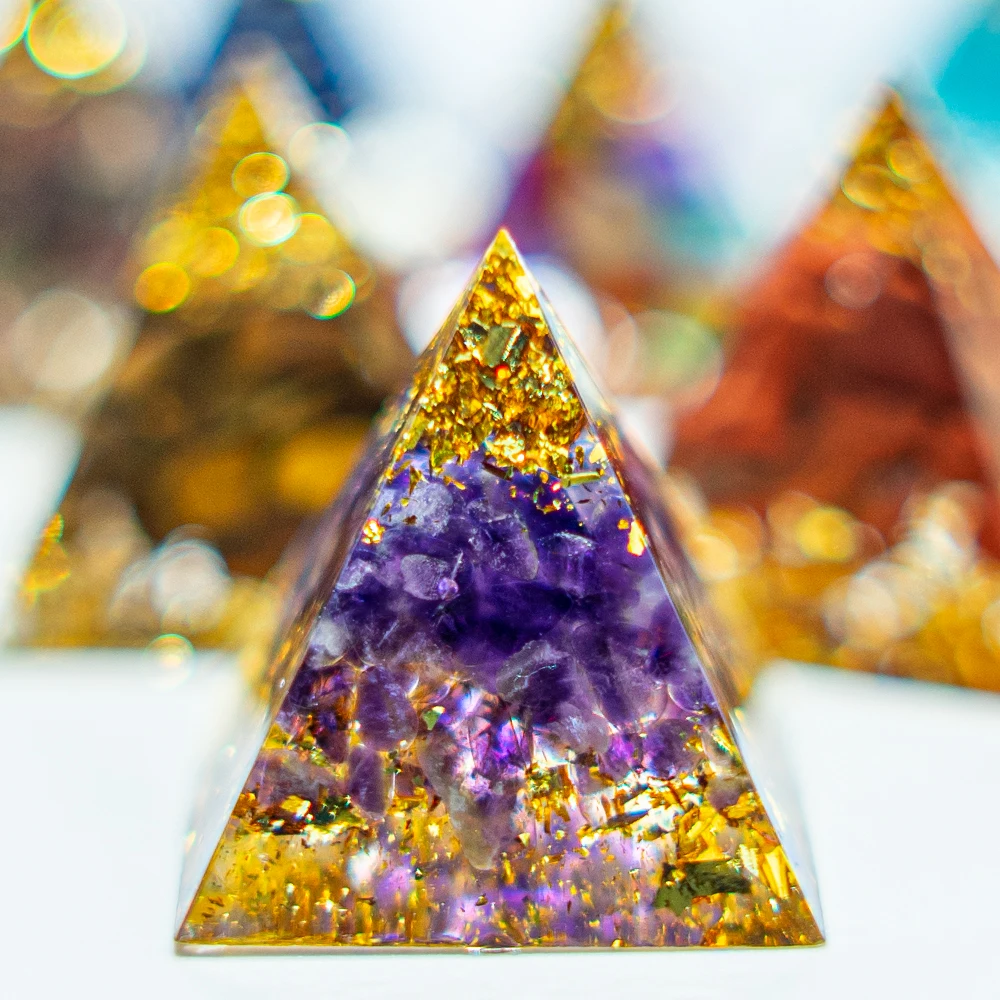 Cristallo naturale Reiki Healing Crystal Pyramid Energy Chakra Resin Generator quarzo ametista strumento di meditazione Home Decor