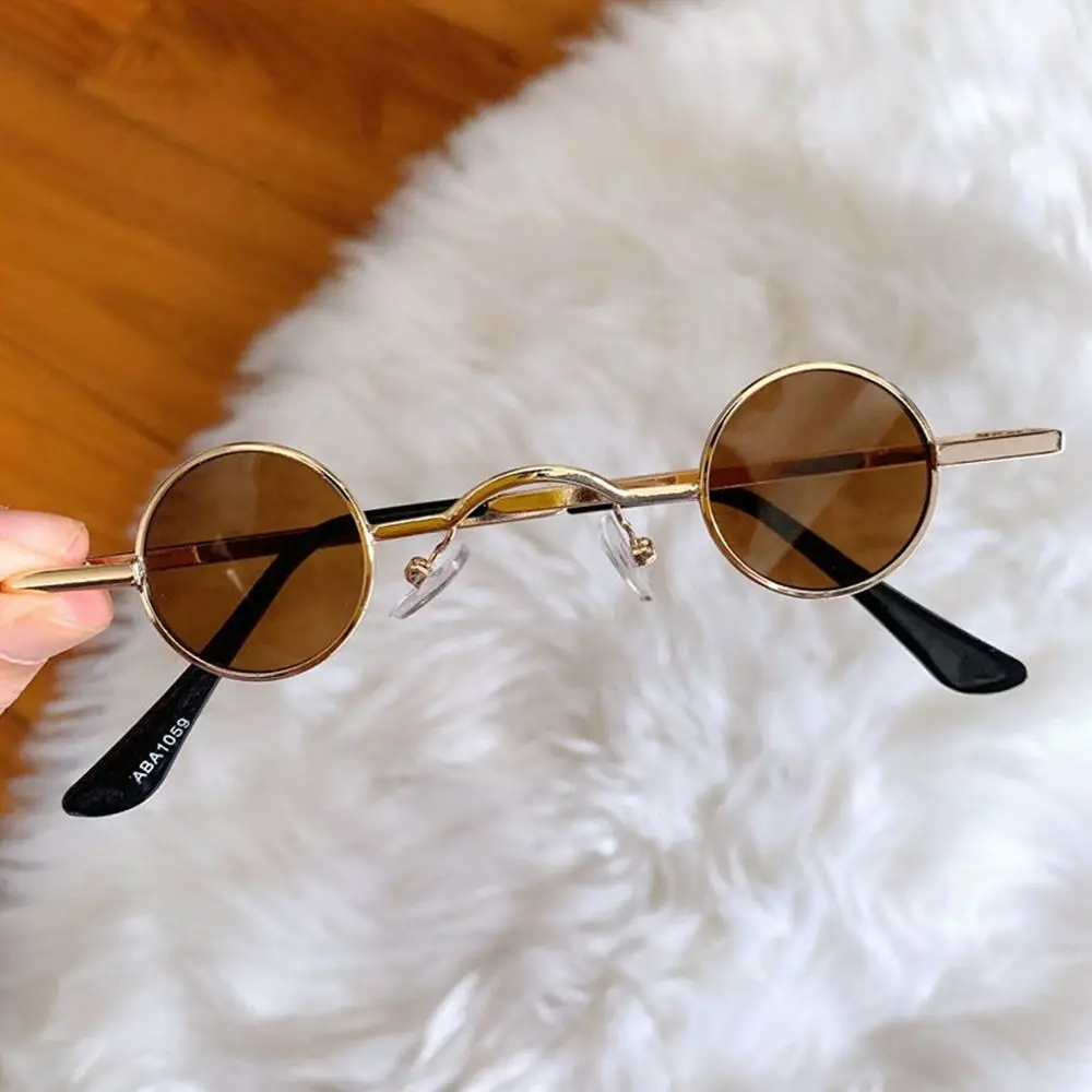 

Ins модные маленькие круглые солнцезащитные очки в металлической оправе ярких цветов UV400 мини-солнцезащитные очки в стиле хип-хоп на открытом воздухе