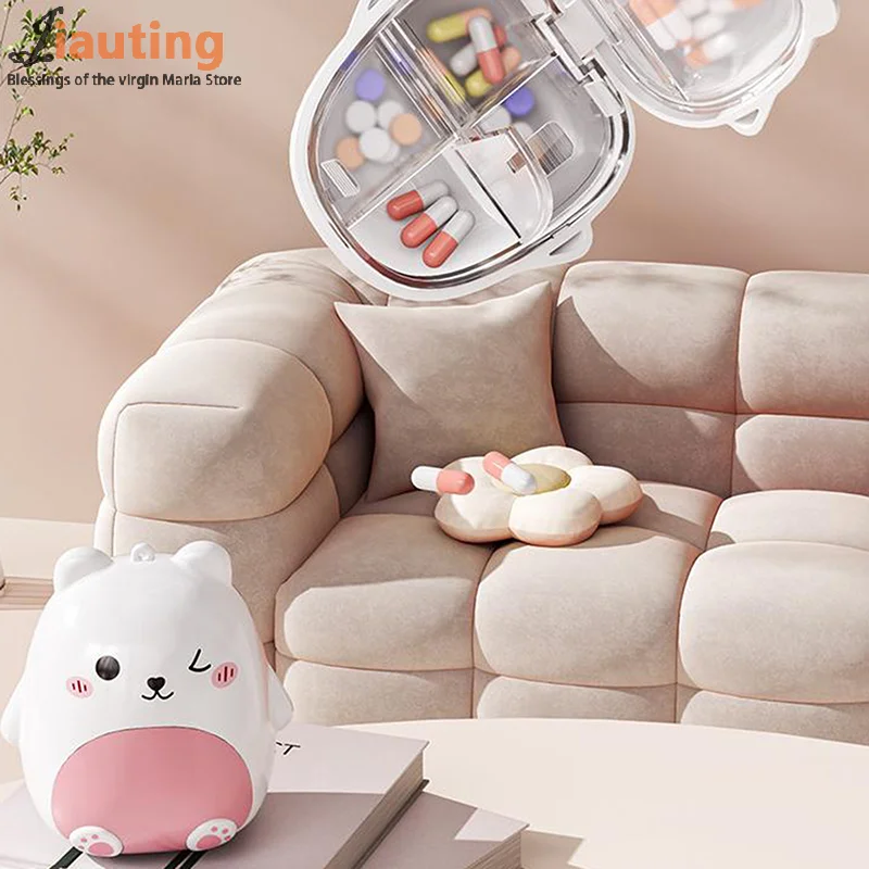 Bonito oso pequeño de dibujos animados, compartimento portátil de doble capa para salir, empaquetado por separado, almacenamiento de medicina, pastillero de plástico, moda