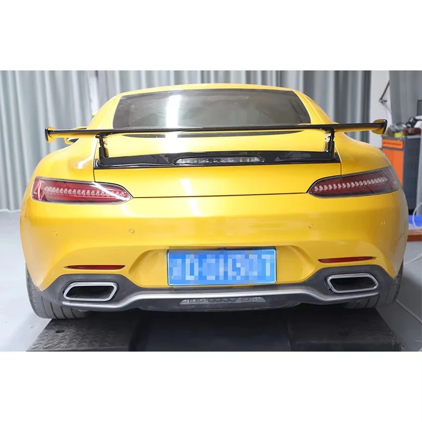 قطع غيار السيارات GTR نمط ألياف الكربون الجاف الخلفي سبويلر الجناح ل GT GTS طقم الجسم قطع غيار السيارات