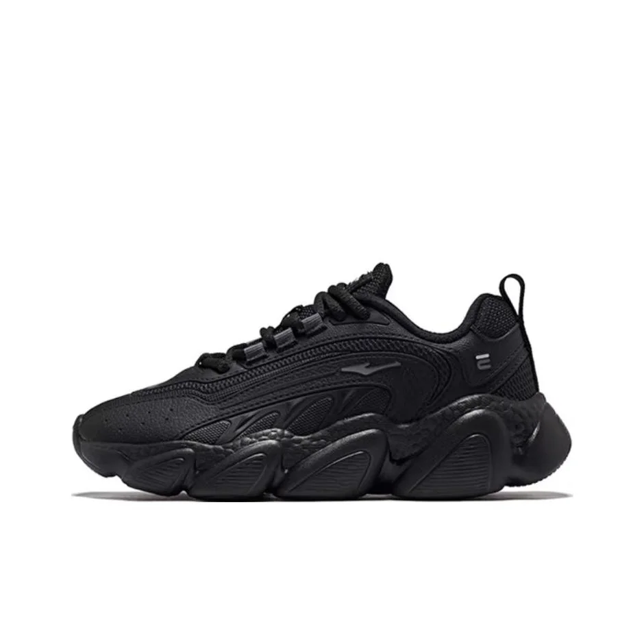 Erke Synthetic Leather, Textile Slip Resistant Abrasion Resistant Low top Casual Running Shoes Women's Black 12123320263/