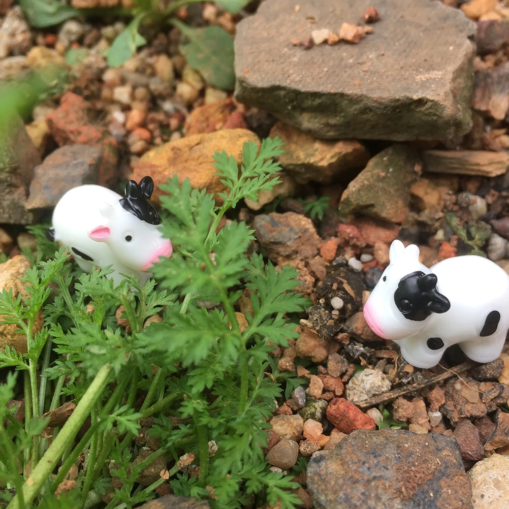 

10 Pcs Cow Ornaments Resin Miniature Decorations White Desk Bookshelf Small Space Succulent Garden Art Figurines Animal Statues