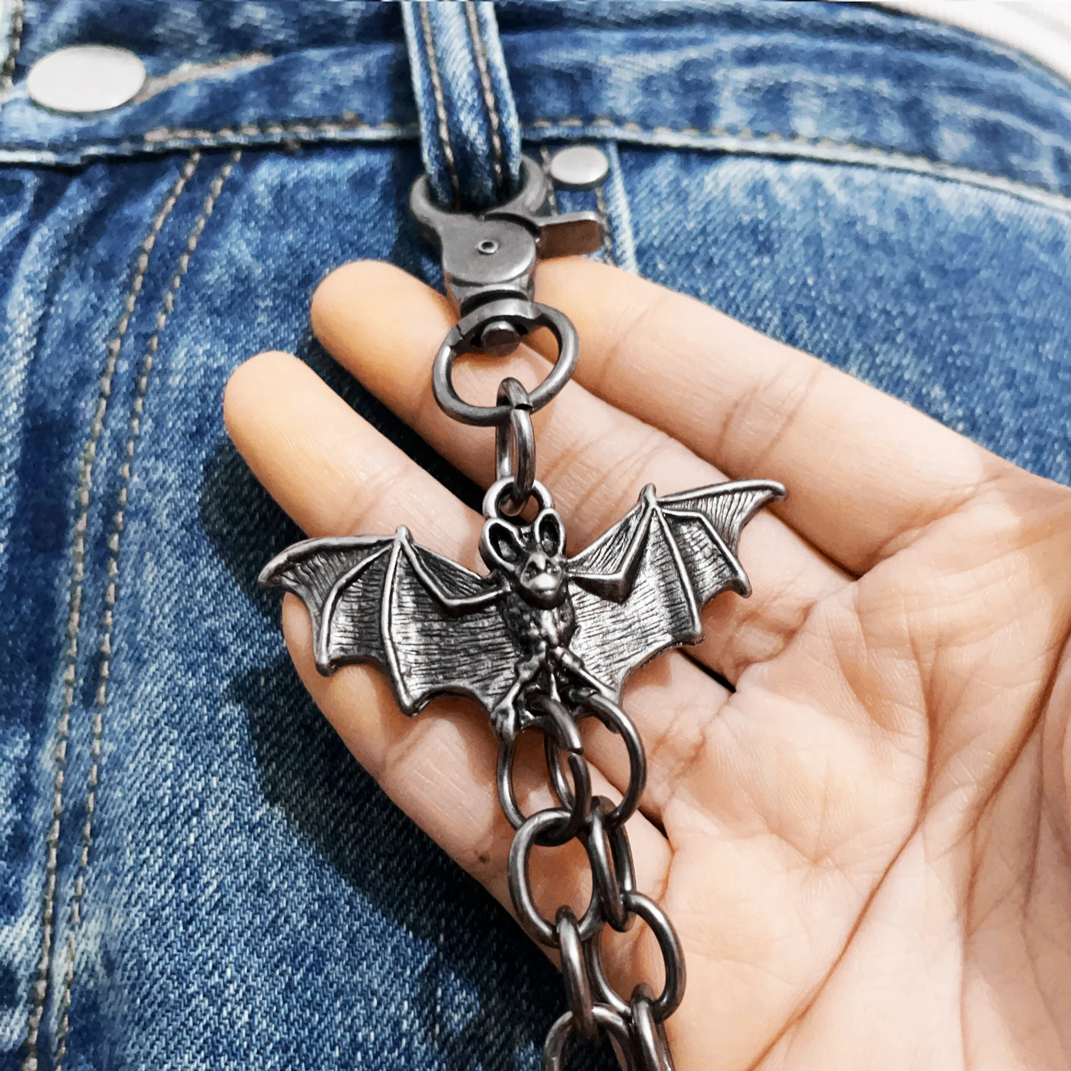 Retro punk style high street cool dark trend with bat pants chain jeans belt men and women all-match view 2