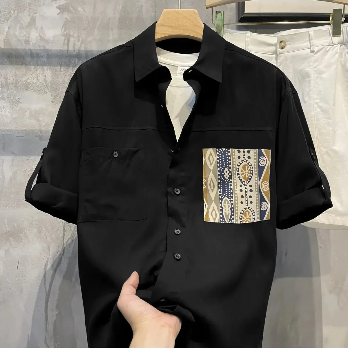 

White Short Sleeve with Pocket Male Shirts Black Sale Sleeves Slim Fit Cheap Brand Silk Vintage Tops Casual New in Men's Shirt
