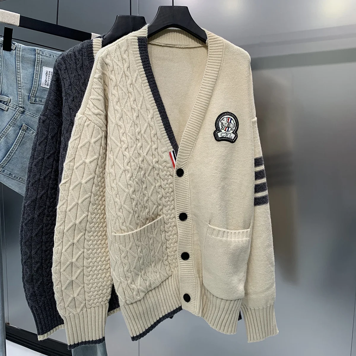 Versione di fascia alta Europeo Sle Dog Bae Maglione Capispalla V-Ne Lavorato a maglia Allentato Pigro Sle Cardigan aperto da donna