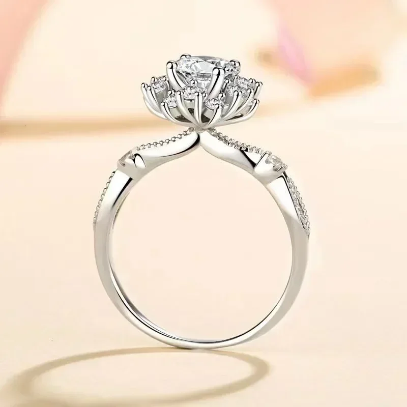 Peony Flower VVS1 0.5/1CT Moissanite Diamond Engagement Ring, Designer Jewelry 18K White Gold  Romantic Gift To Her Resizable