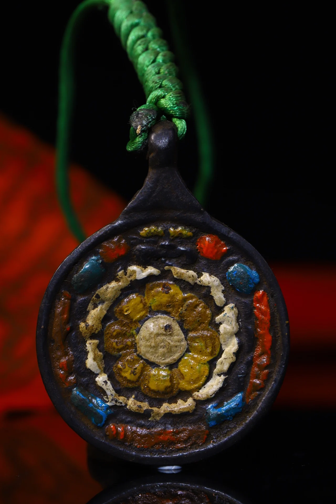 

2"Tibetan Temple Collection Old Bronze Painted stupa Nine Palaces Eight Trigrams Buddha Card Amulet Pendant Town house