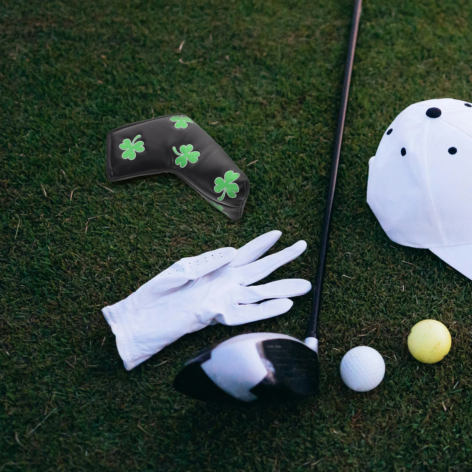 

Golf Putter Cover 1PC Shamrock Embroidery PU Material Thickened Protection Golf Club Supply Headcover Protectors