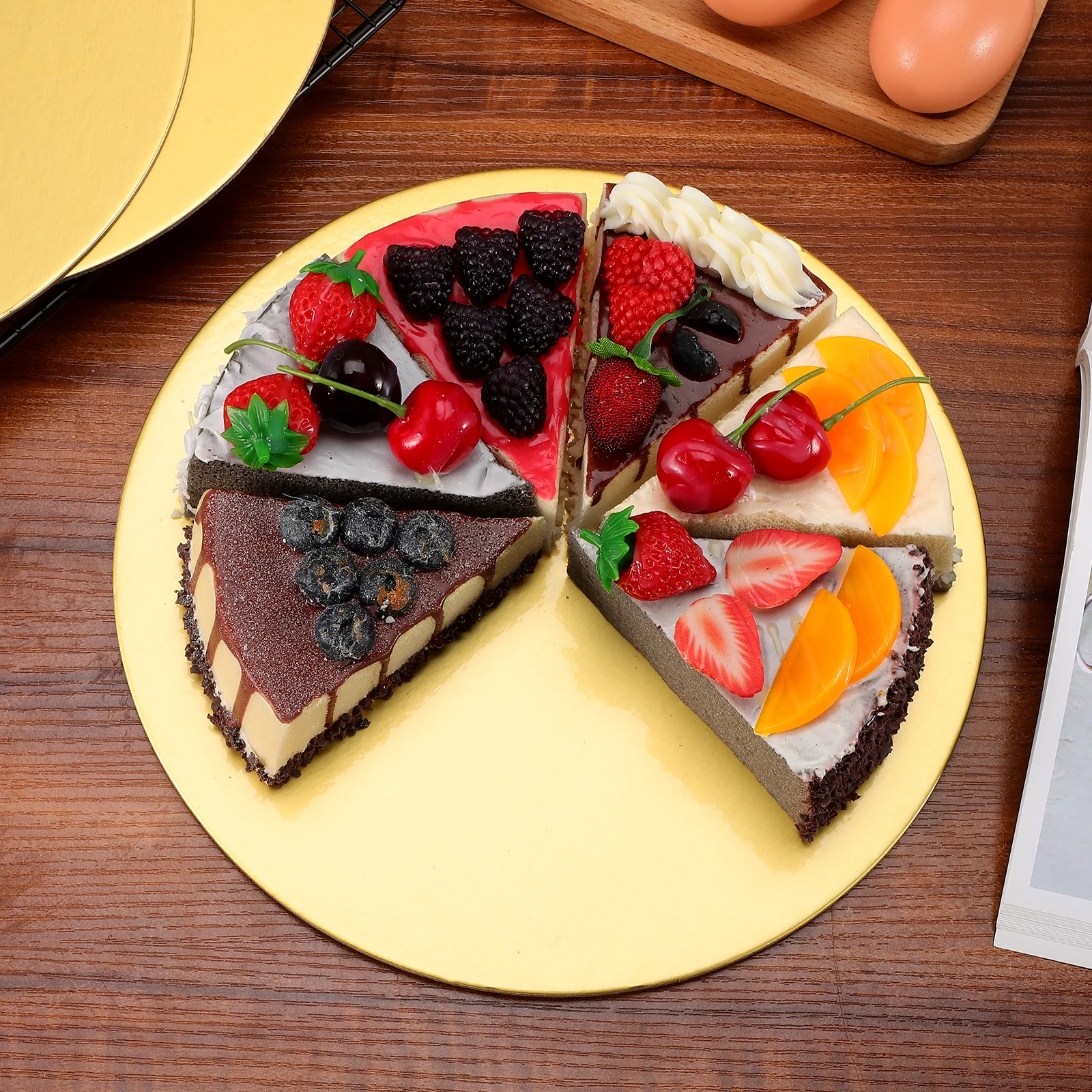 

6pcs Non-Stick Rounds Paper Cake Base Boards Grease Resistant Sturdy Food Grade Round Decorative Cake Display Trays For Baking