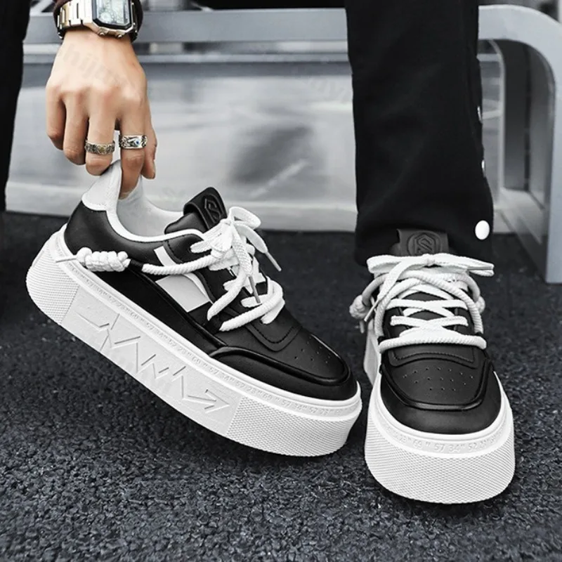 

2025 Autumn Men's Concise Niche Low Top Thick Soled Casual Shoes Fashion Trend Versatile Comfortable Non Slip Platform sneakers