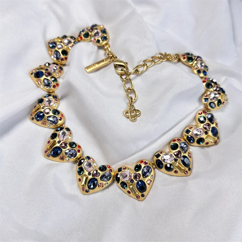 

Gold Retro Colored Diamond Heart Necklace Banquet Jewelry For Women Multi-colored