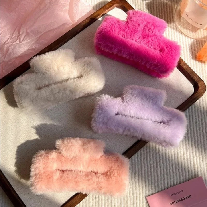 Winter Faux Fur Hair Claw 12cm Large Elegant Hairpins Plush Hair Clip Barrette Square Headwear For Women Girls Hair Accessories