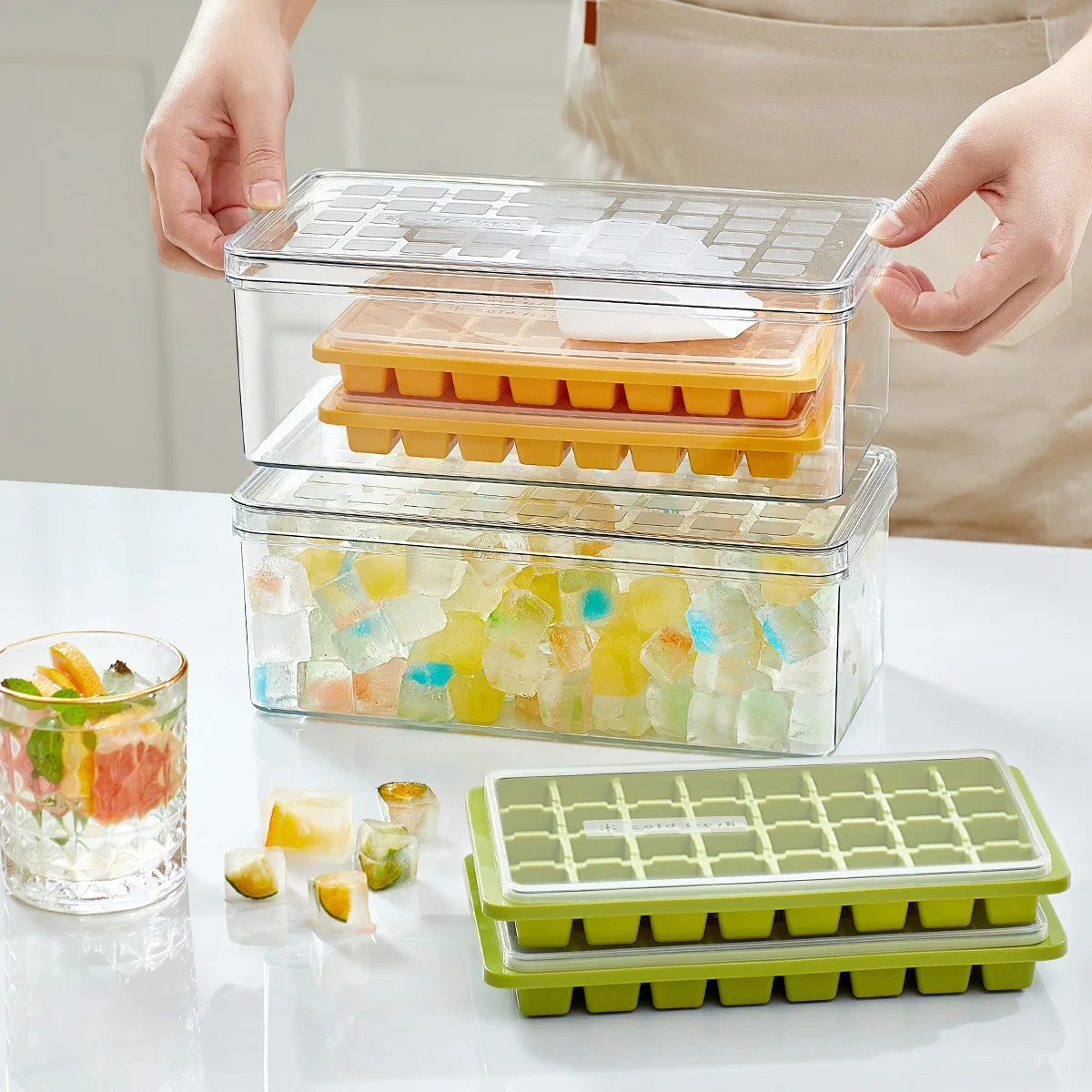 

22 Grid Ice Cube Tray with Lid and Storage Box BPA Freesmall Trays Easy Release Cool Drinks Kitchen Bar Maker